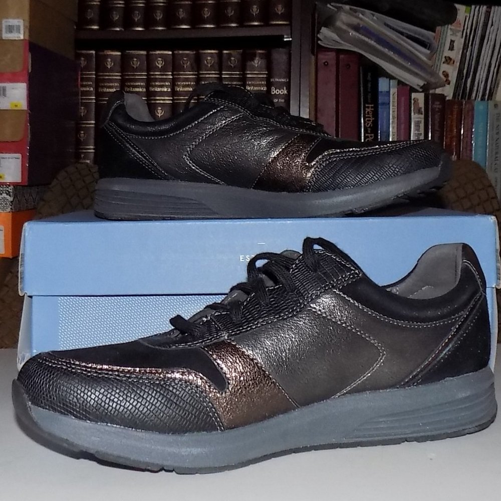 New Rockport Ubal mixed leather uppers US11M